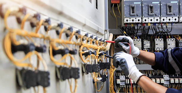 Professional Electrician technician working in Panhandle, TX